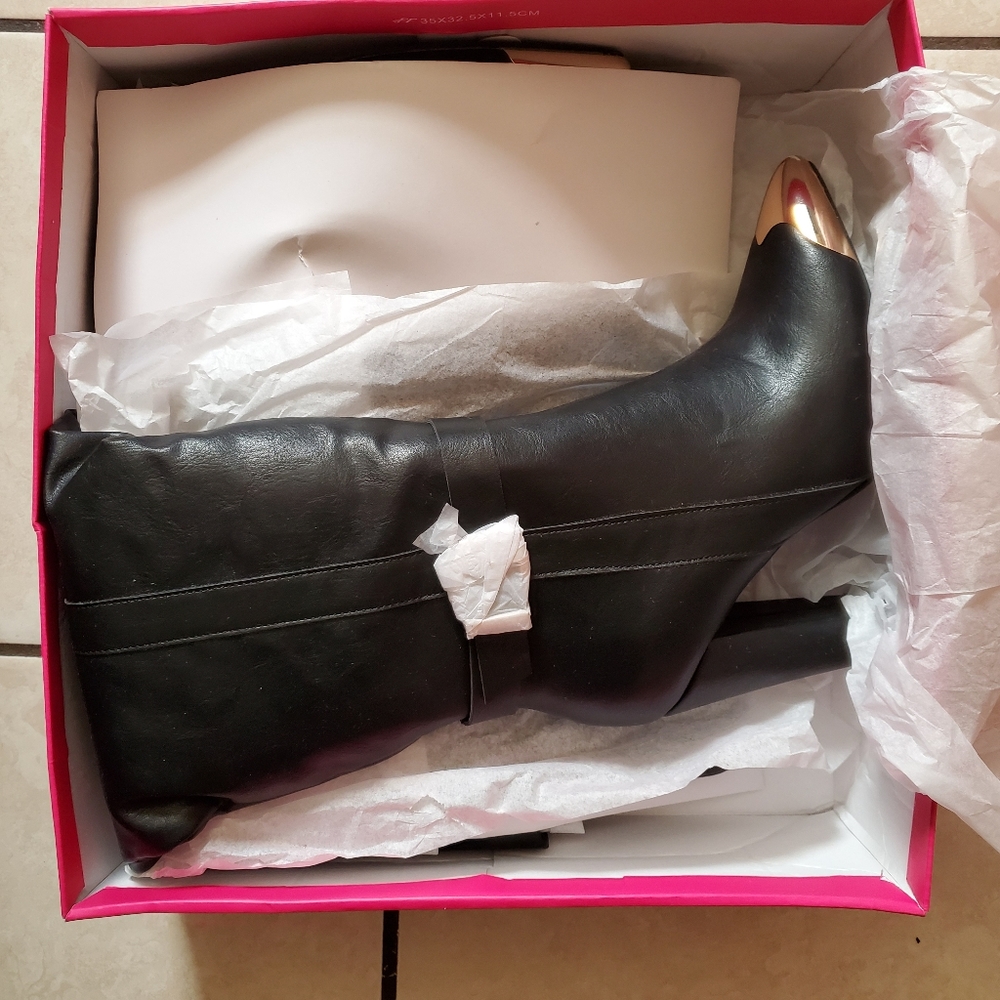 Black Boots w/ Gold Tips